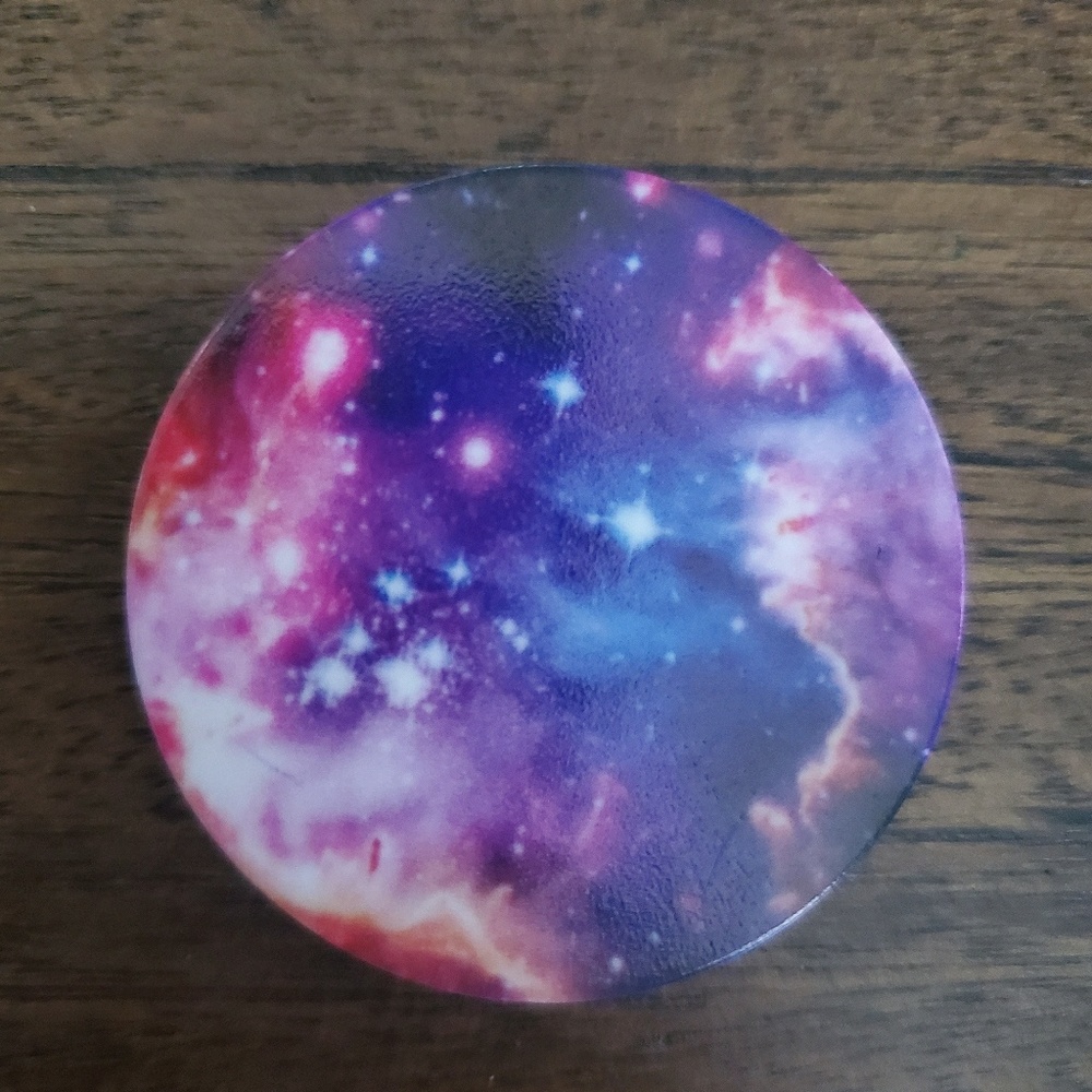 *2 choices* Galaxy & Atmosphere Phone Sockets